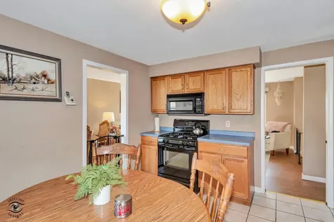 871 South Cheryl Lane Kankakee IL 60901