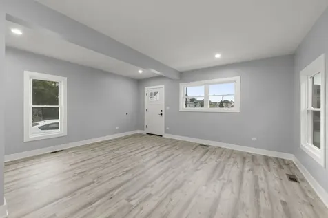 7600 West 60th Street Summit IL 60501
