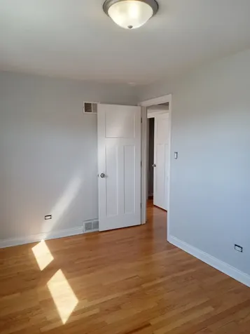 656 Saginaw Avenue Calumet City IL 60409