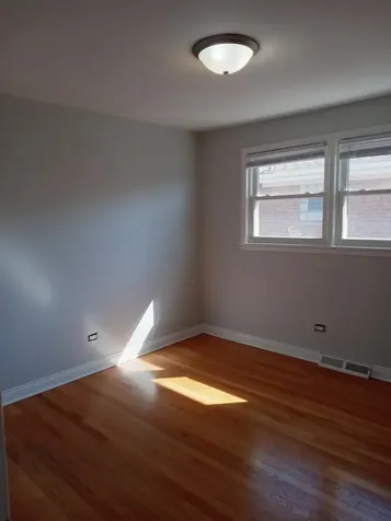 656 Saginaw Avenue Calumet City IL 60409