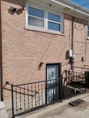 656 Saginaw Avenue Calumet City IL 60409