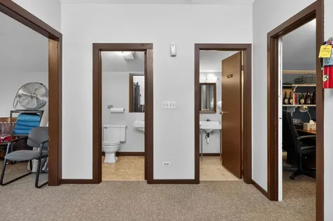 308 West Robinhood Way Bolingbrook IL 60440