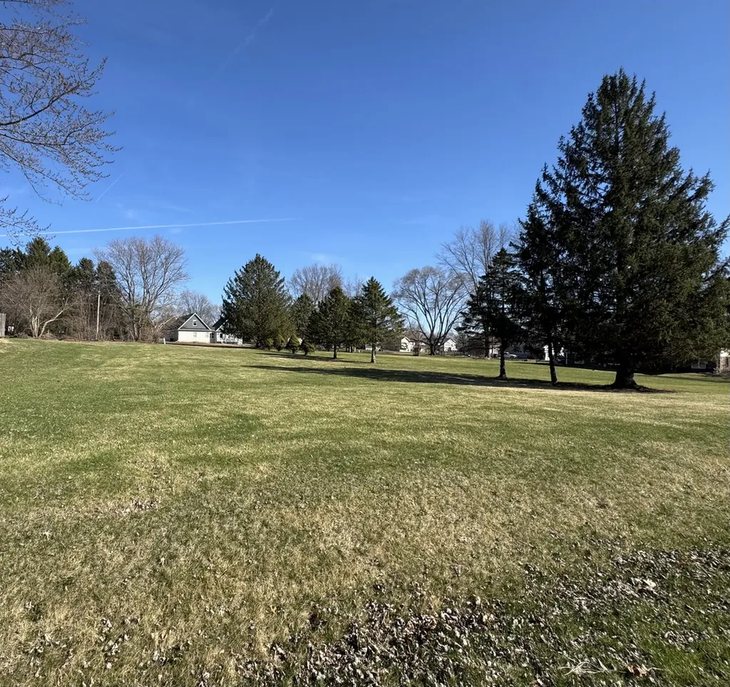 1786 Suzy Street Lake Holiday IL 60552