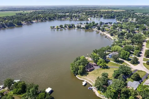 1786 Suzy Street Lake Holiday IL 60552