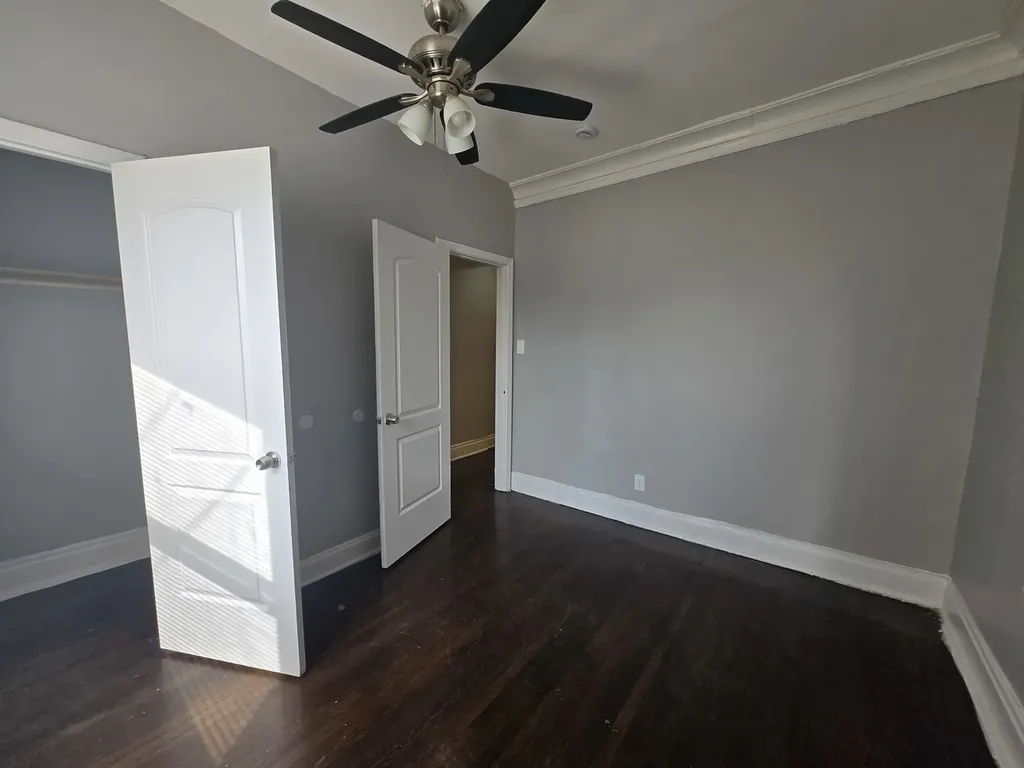 6738 South Prairie Avenue Chicago IL 60637