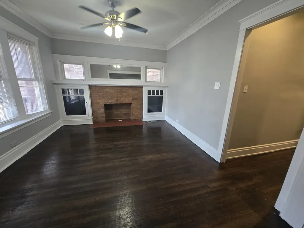 6738 South Prairie Avenue Chicago IL 60637