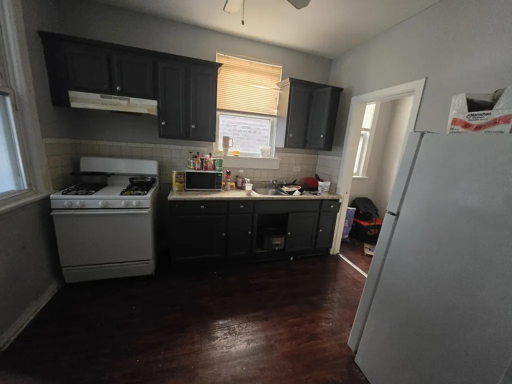 6738 South Prairie Avenue Chicago IL 60637