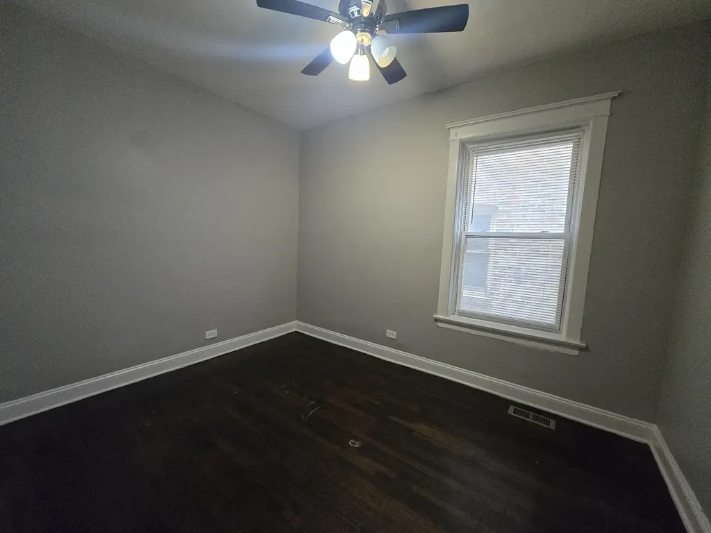 6738 South Prairie Avenue Chicago IL 60637