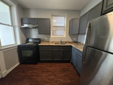 6738 South Prairie Avenue Chicago IL 60637