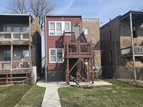 6738 South Prairie Avenue Chicago IL 60637
