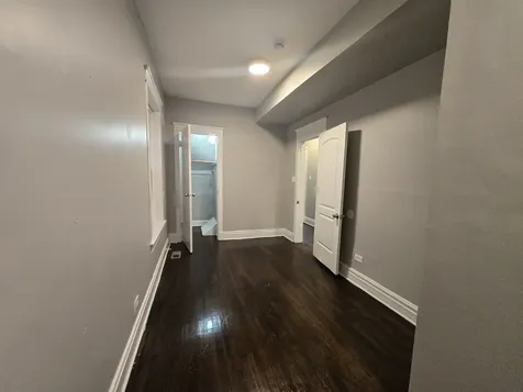 6738 South Prairie Avenue Chicago IL 60637