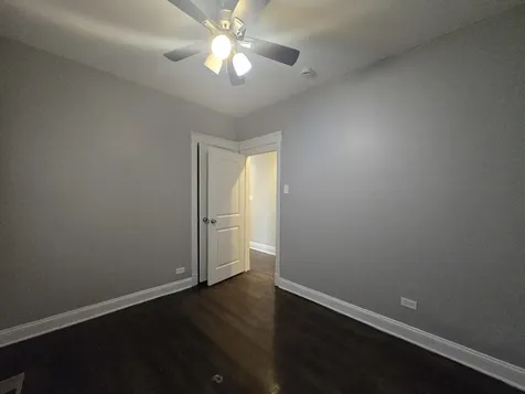 6738 South Prairie Avenue Chicago IL 60637