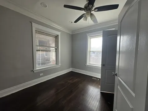 6738 South Prairie Avenue Chicago IL 60637