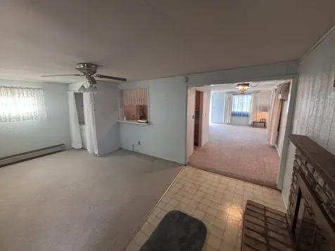 906 40TH Street Court Moline IL 61265
