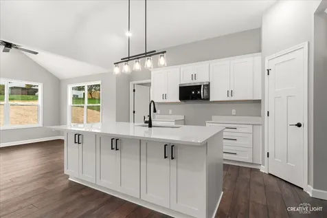 909 Bainbridge Court Sandwich IL 60548