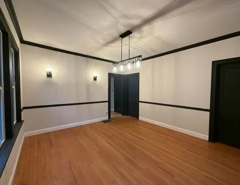 5826 South Sacramento Avenue Chicago IL 60629