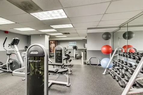 6030 North Sheridan Road Chicago IL 60660