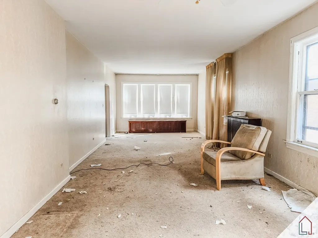 8640 South Bennett Avenue Chicago IL 60617