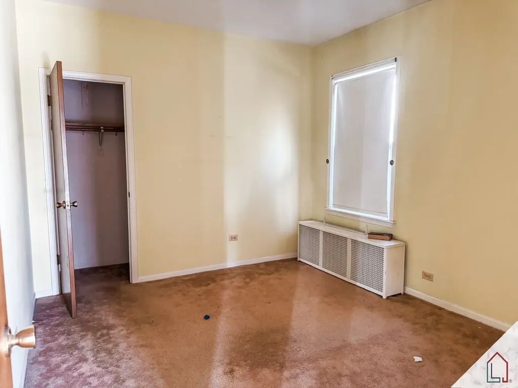 8640 South Bennett Avenue Chicago IL 60617