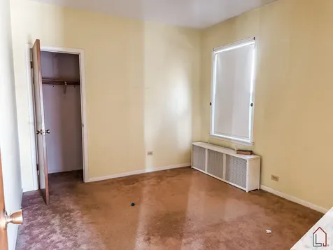 8640 South Bennett Avenue Chicago IL 60617