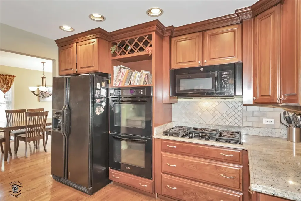 2269 West 109th Street Chicago IL 60643