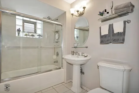 2269 West 109th Street Chicago IL 60643