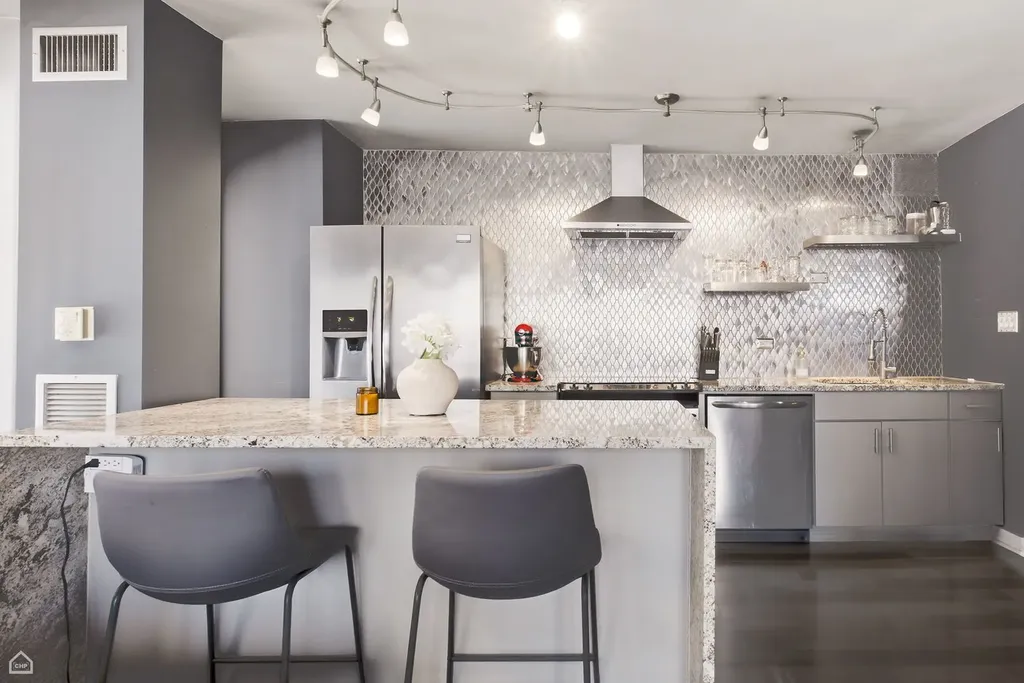 100 East Walton Street Chicago IL 60611