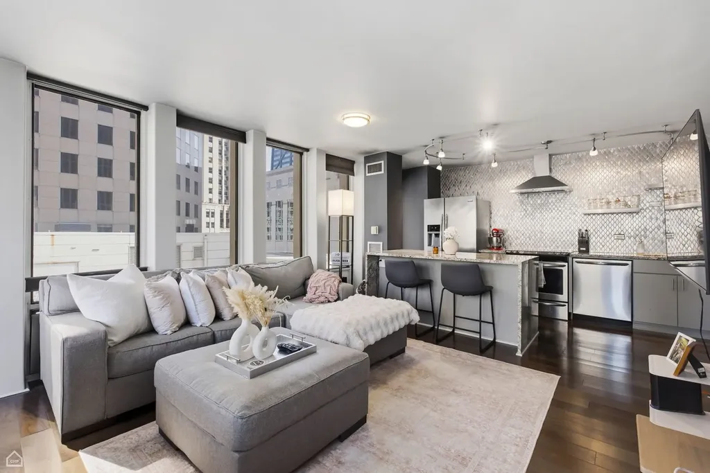100 East Walton Street Chicago IL 60611