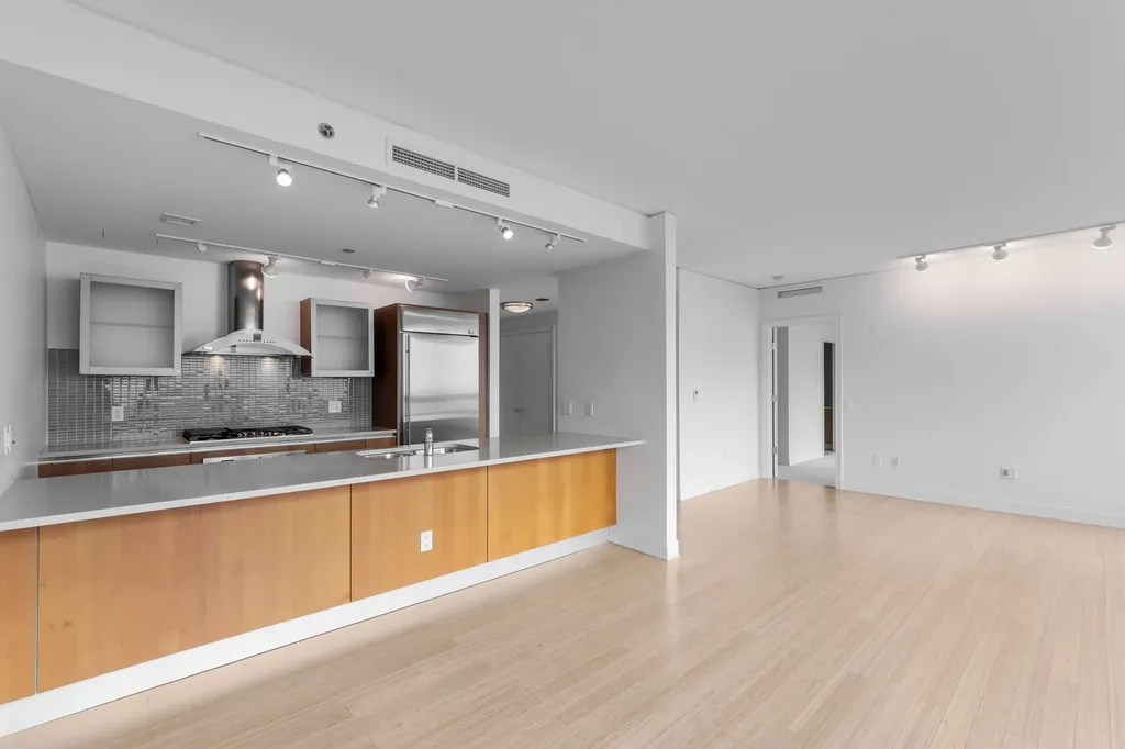340 East Randolph Street Chicago IL 60601