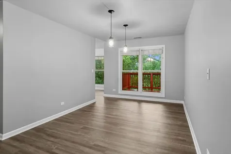 1458 Whitespire Court Naperville IL 60565