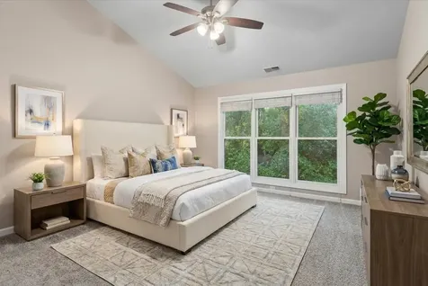 1458 Whitespire Court Naperville IL 60565