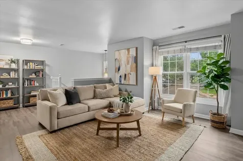 1458 Whitespire Court Naperville IL 60565
