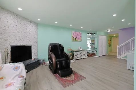 1803 Koehling Road Northbrook IL 60062