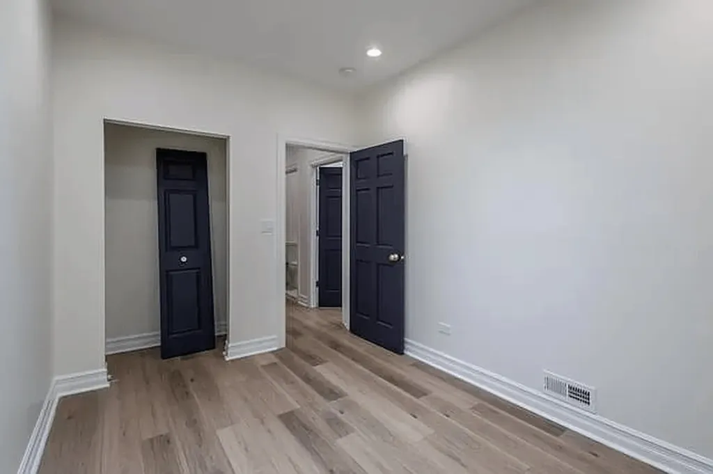 1013 West 18th Place Chicago IL 60608