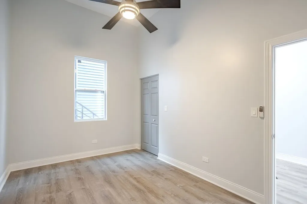 1013 West 18th Place Chicago IL 60608