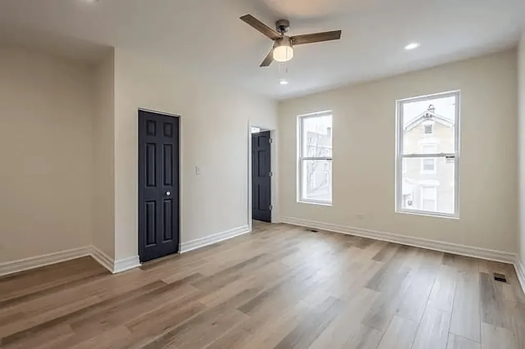 1013 West 18th Place Chicago IL 60608