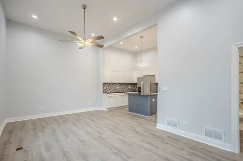 1013 West 18th Place Chicago IL 60608