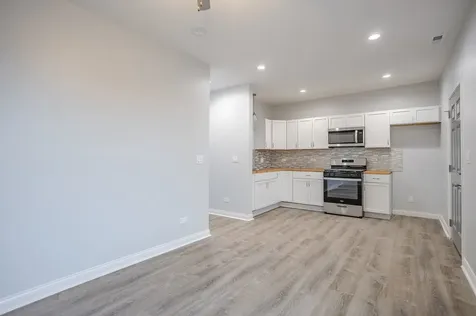 1013 West 18th Place Chicago IL 60608
