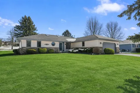 6629 Swansdown Road Loves Park IL 61111