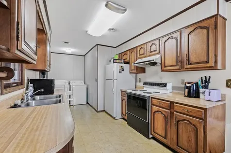 646 North Cove Court Decatur IL 62521