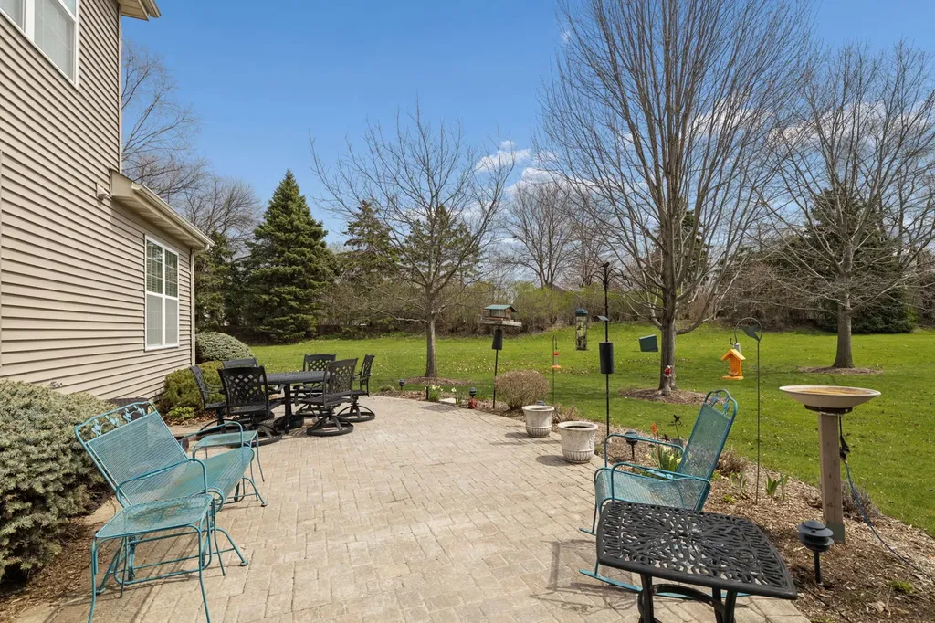 2189 Paddington Court Aurora IL 60502