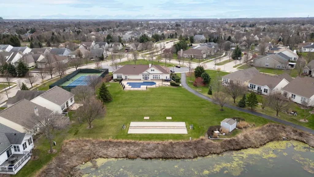 2189 Paddington Court Aurora IL 60502