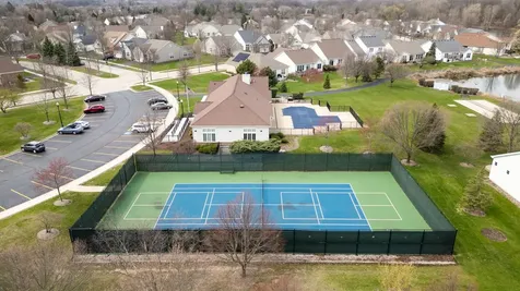 2189 Paddington Court Aurora IL 60502