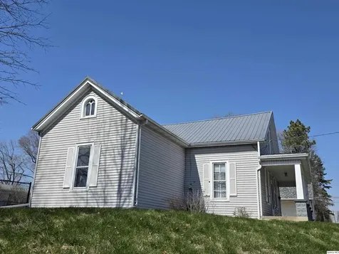 1228 South 12th Street Quincy IL 62301