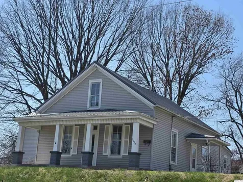 1228 South 12th Street Quincy IL 62301