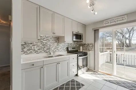 1421 Barberry Lane Round Lake Beach IL 60073