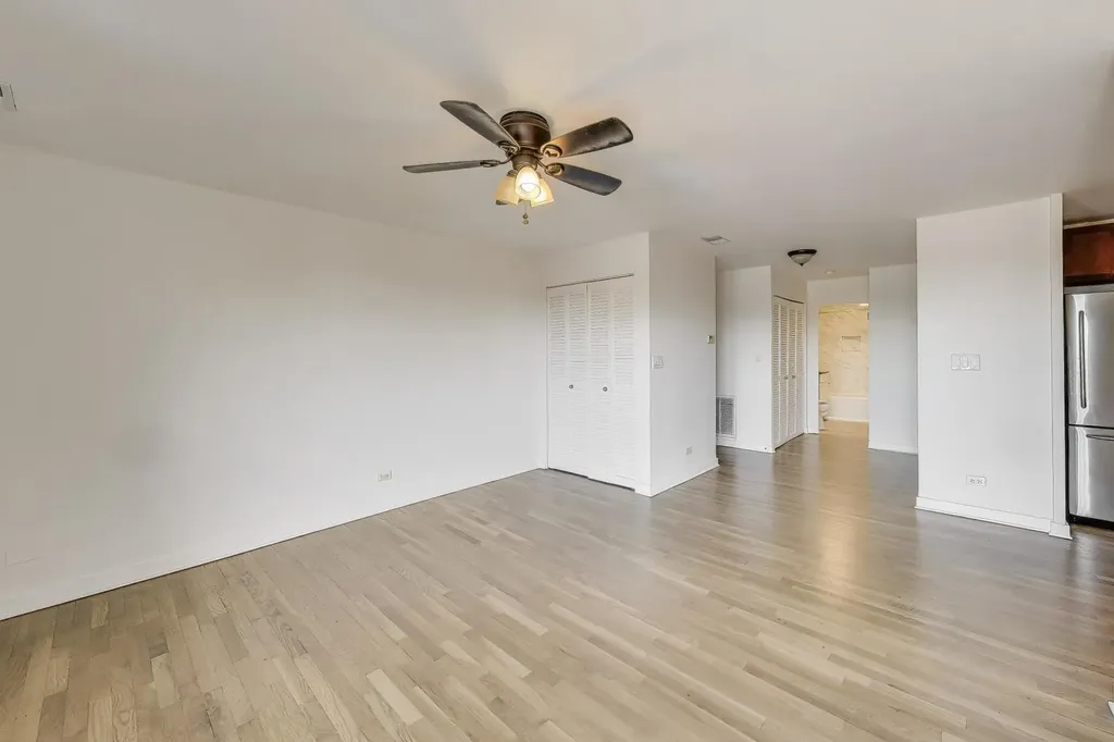 2501 West Bryn Mawr Avenue Chicago IL 60659