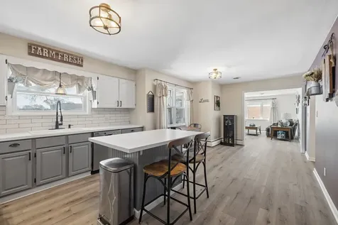 635 North Elm Street Herscher IL 60941