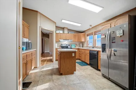 6009 Park Road Clinton IL 61727