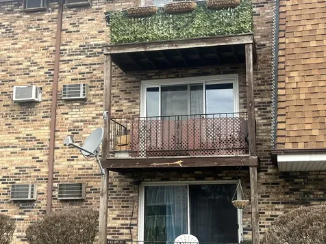 7100 99TH Street Chicago Ridge IL 60415